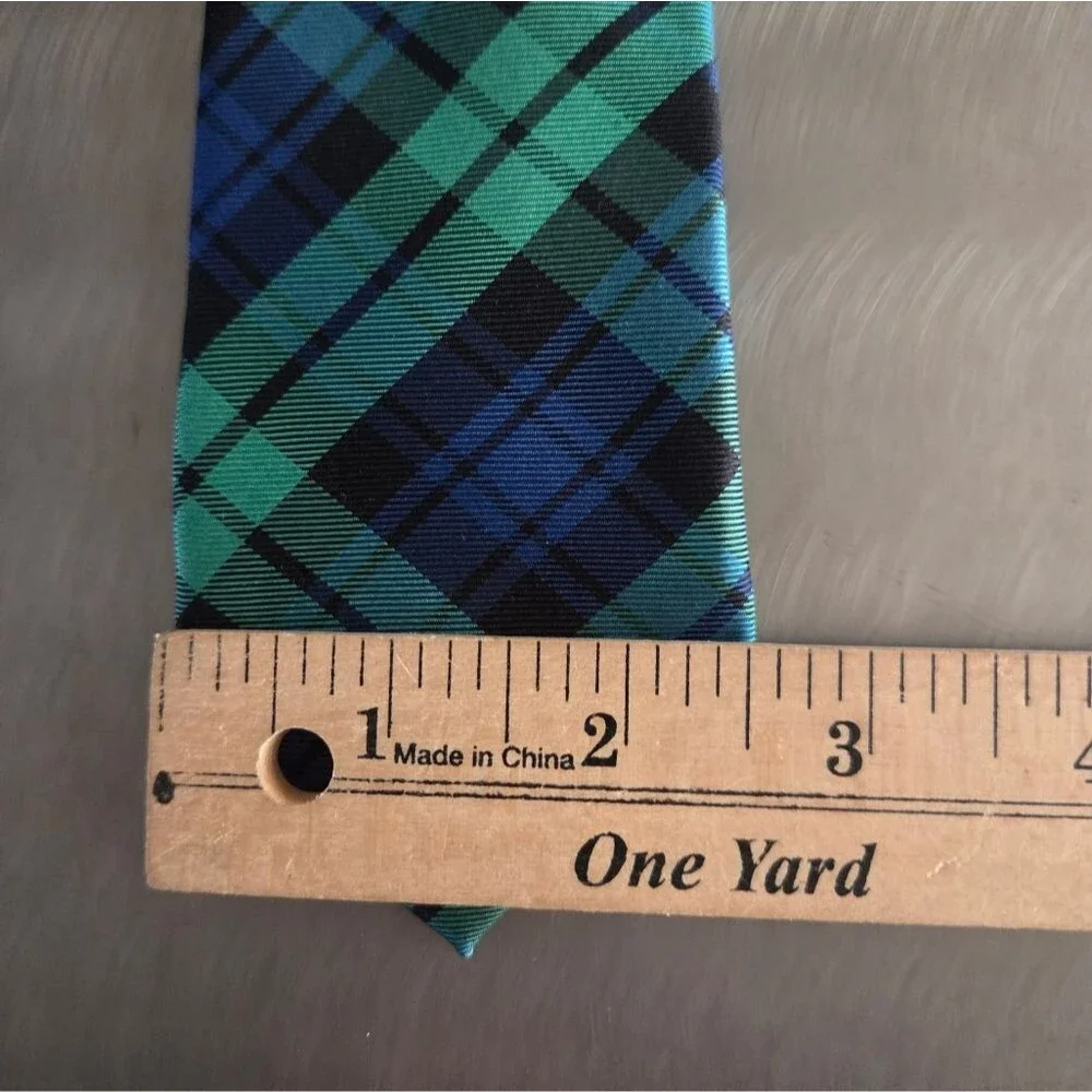 Lauren Ralph Lauren Classic Tartan Plaid Silk Tie Green Blue Preppy 2.5
